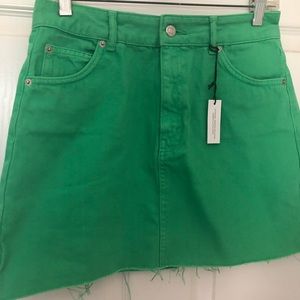 NWT Topshop Moto green denim skirt. Size 6